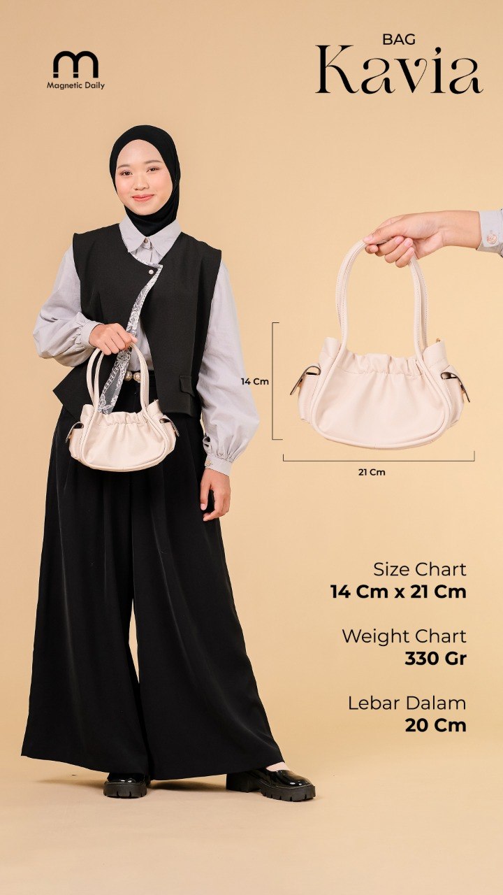 Kavia Bag by Magnetic Daily