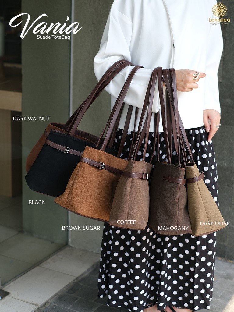 Vania Suede Totebag by Lovallea
